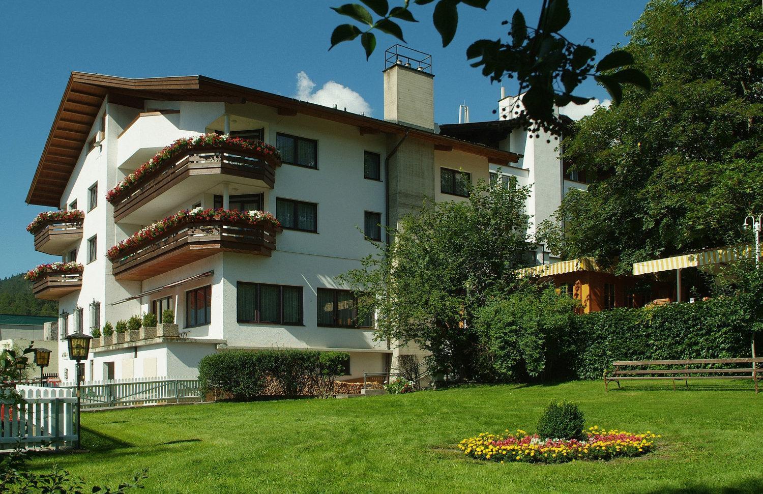 Hotel-Garni Stern - Bed & Breakfast & More Imst Esterno foto